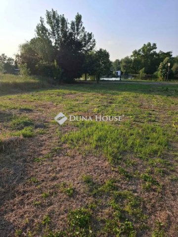 Eladó telek, Komáromban 24.9 M Ft / költözzbe.hu