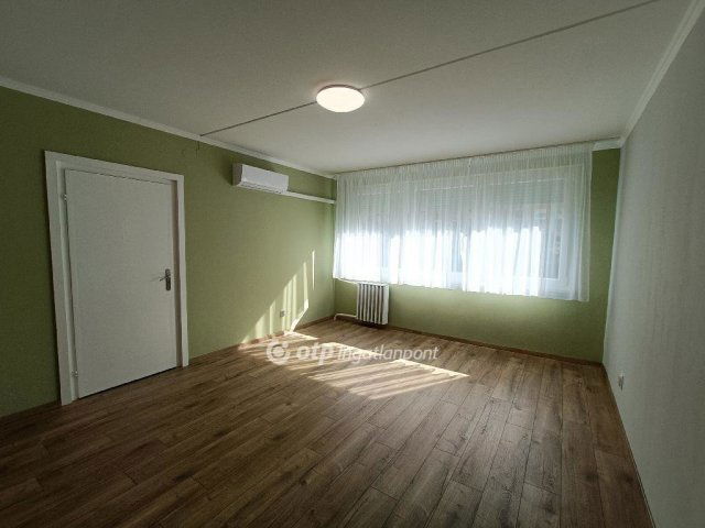 Eladó panellakás, Budapesten, X. kerületben 63.5 M Ft, 2 szobás