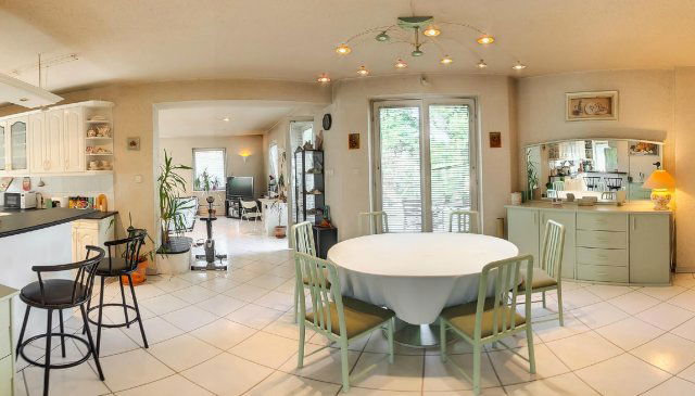 Eladó családi ház, Budapesten, XVI. kerületben, Kenéz utcában