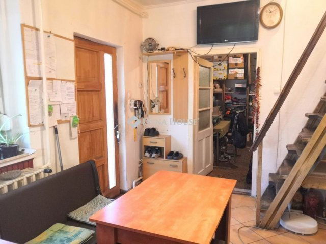 Eladó családi ház, Budapesten, XV. kerületben 75 M Ft