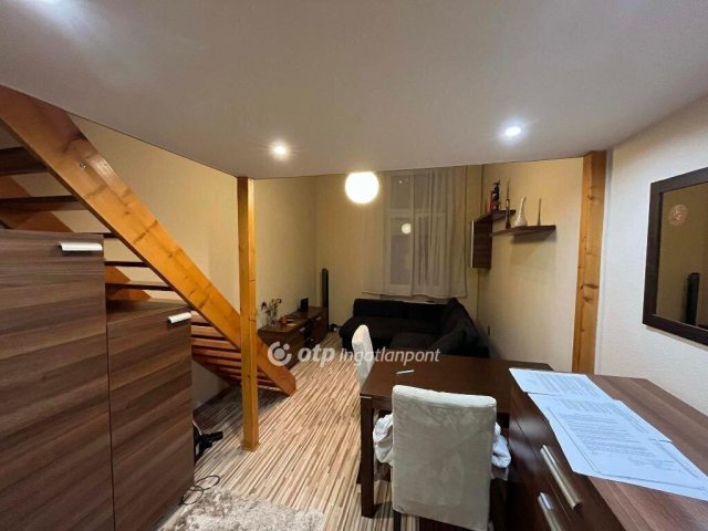 Eladó téglalakás, Budapesten, XII. kerületben 59 M Ft, 1 szobás