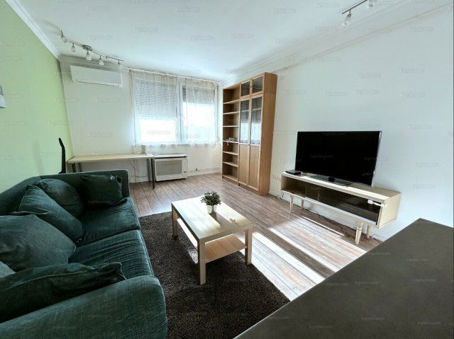 Kiadó téglalakás, albérlet, XIV. kerületben, Angol utcában
