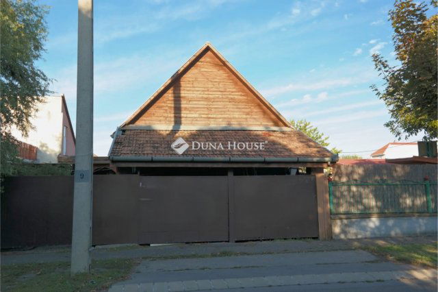 Eladó családi ház, Budapesten, XX. kerületben 16.9 M Ft