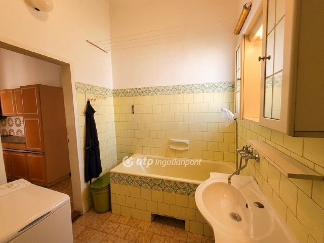 Eladó családi ház, Budapesten, XVIII. kerületben 99.9 M Ft