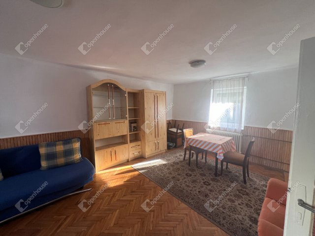 Eladó téglalakás, Sopronban 39 M Ft, 2 szobás