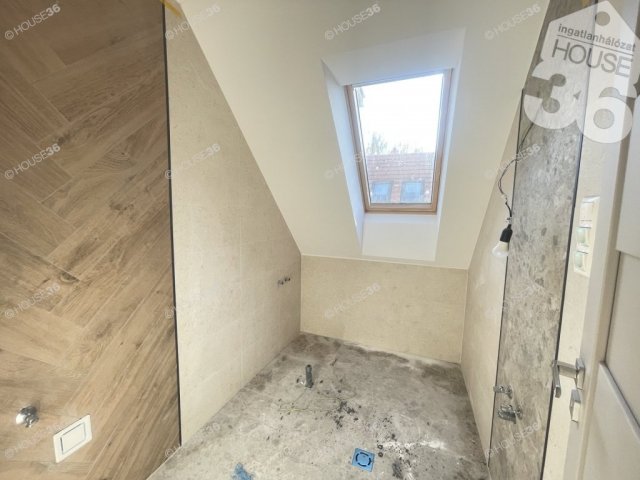 Eladó téglalakás, Kecskeméten 94.5 M Ft, 3 szobás