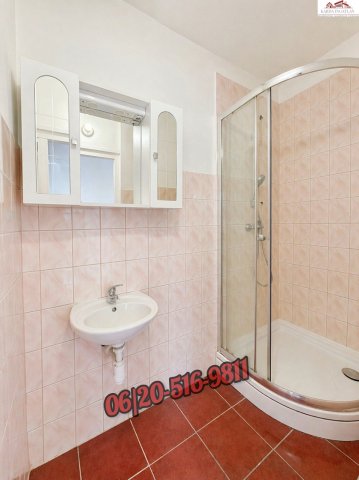 Eladó téglalakás, Dunaújvárosban 26.9 M Ft, 1 szobás