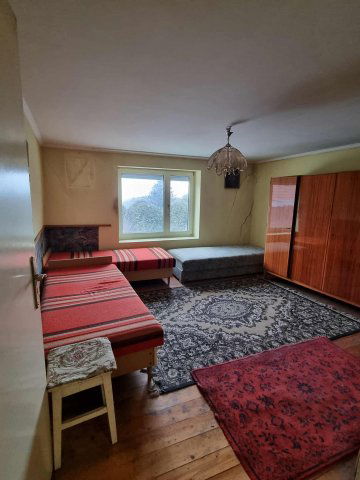 Eladó családi ház, Rezin 18 M Ft, 1+1 szobás