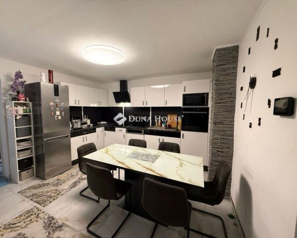 Eladó családi ház, Fülén 60 M Ft, 3 szobás