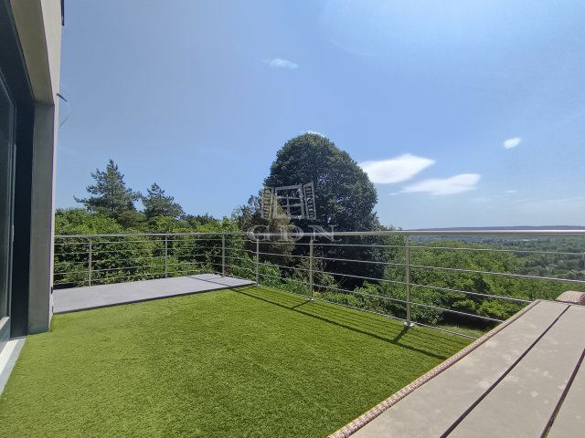 Eladó családi ház, Gödöllőn 178.7 M Ft, 4 szobás