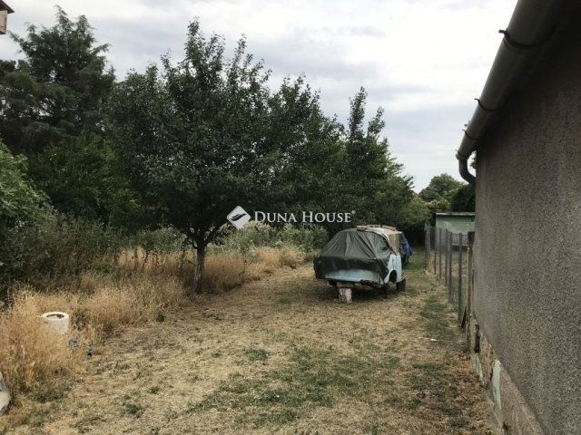 Eladó ikerház, Székesfehérvárott 44.9 M Ft, 1+1 szobás