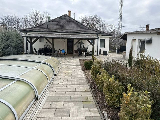 Eladó családi ház, Lepsényben 89.9 M Ft, 4 szobás