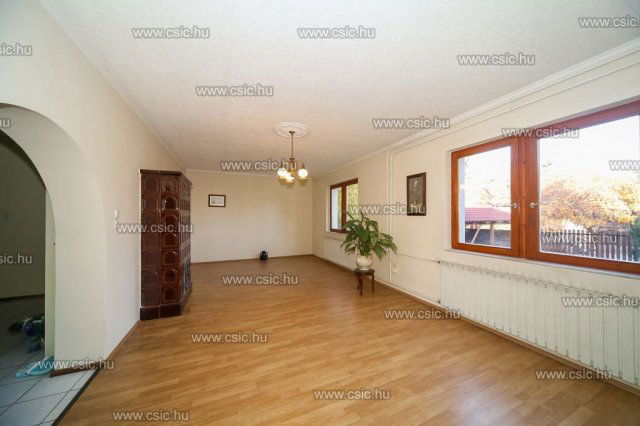 Eladó családi ház, Budapesten, III. kerületben 199.9 M Ft