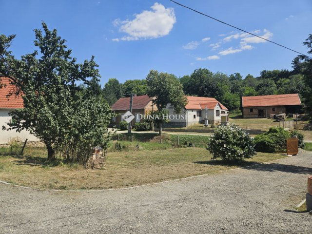 Eladó családi ház, Felsőegerszegen 23.7 M Ft, 2 szobás