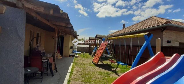 Eladó ikerház, Délegyházán 59.9 M Ft, 4 szobás