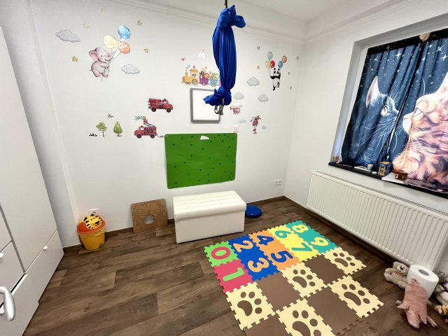 Kiadó üzlethelyiség, Veresegyházon 130 E Ft / hó, 1 szobás