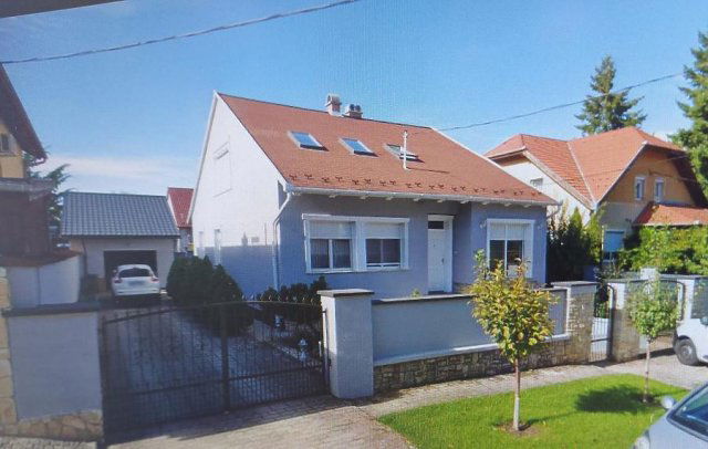Eladó családi ház, Gödön 149.9 M Ft, 4+3 szobás