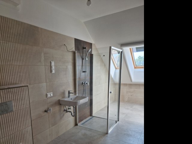 Eladó téglalakás, Szegeden 140 M Ft, 4 szobás