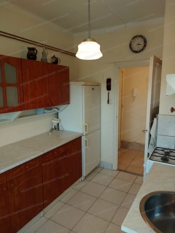 Eladó téglalakás, Oroszlányban 27.85 M Ft, 2 szobás