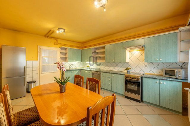 Eladó családi ház, Piliscsabán 170 M Ft, 5 szobás