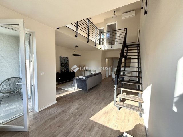 Eladó téglalakás, Budapesten, VIII. kerületben 124.9 M Ft