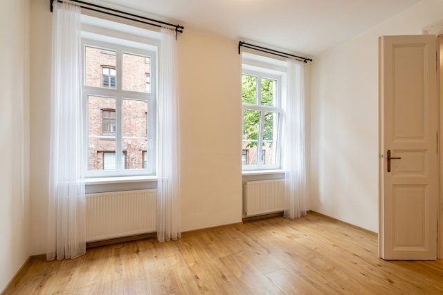 Kiadó téglalakás, albérlet, Budapesten, I. kerületben, 3 szobás