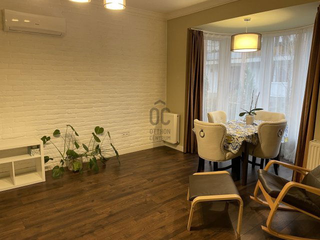 Eladó téglalakás, Debrecenben 160 M Ft, 3 szobás