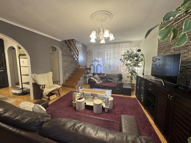 Eladó sorház, Nyíregyházán 89 M Ft, 5 szobás