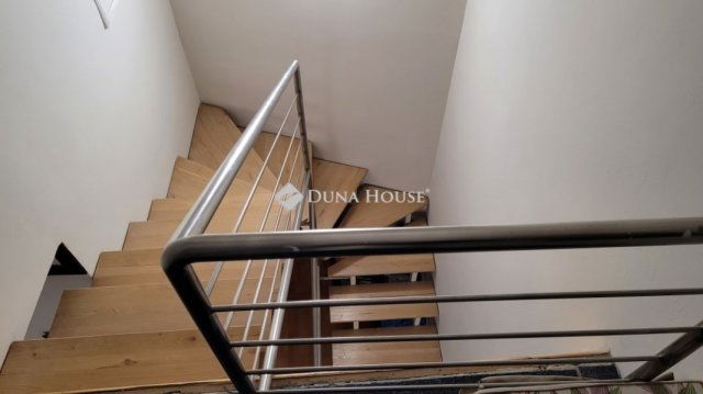 Eladó családi ház, Mohácson 80 M Ft, 5 szobás
