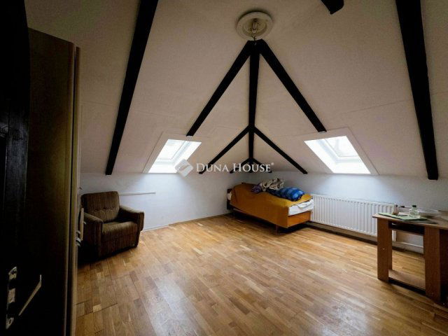 Eladó téglalakás, Sopronban, Frankenburg úton 89 M Ft, 5 szobás