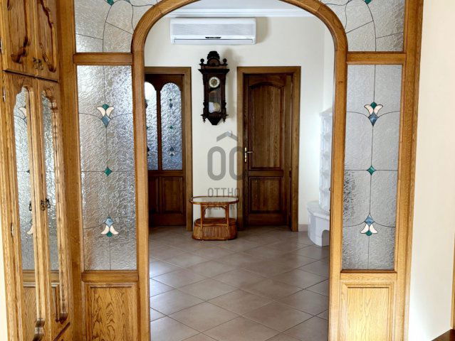 Eladó családi ház, Baján 209 M Ft, 4 szobás