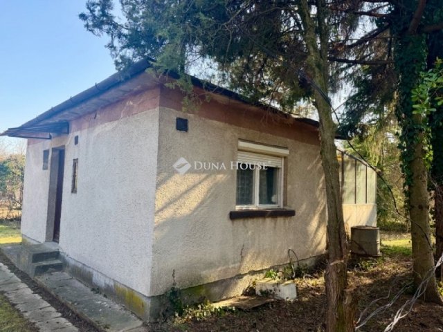 Eladó nyaraló, Törökbálinton 39.9 M Ft, 1 szobás