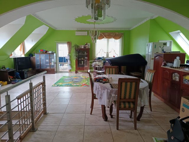 Eladó családi ház, Erdőkertesen 169.9 M Ft, 6 szobás