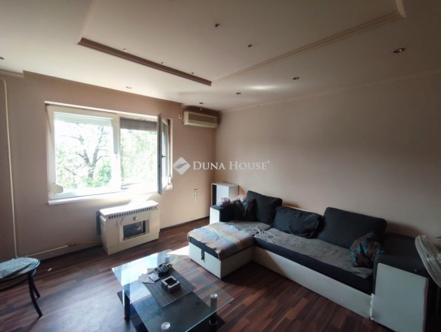 Eladó téglalakás, Kecskeméten 25.99 M Ft, 1 szobás