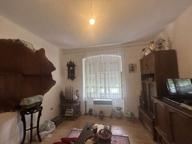 Eladó családi ház, Igalon 29.5 M Ft, 2 szobás