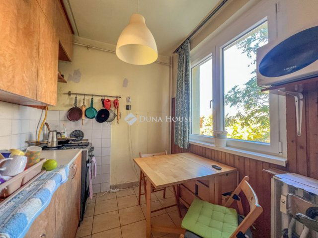 Eladó panellakás, Budapesten, XX. kerületben 61.9 M Ft, 3 szobás