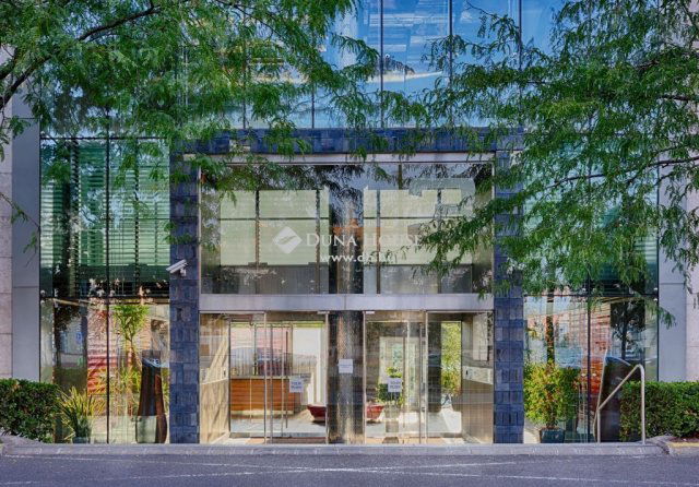 Eladó téglalakás, Budapesten, IX. kerületben 120 M Ft, 2 szobás