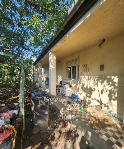 Eladó családi ház, Ócsán 47 M Ft, 3 szobás