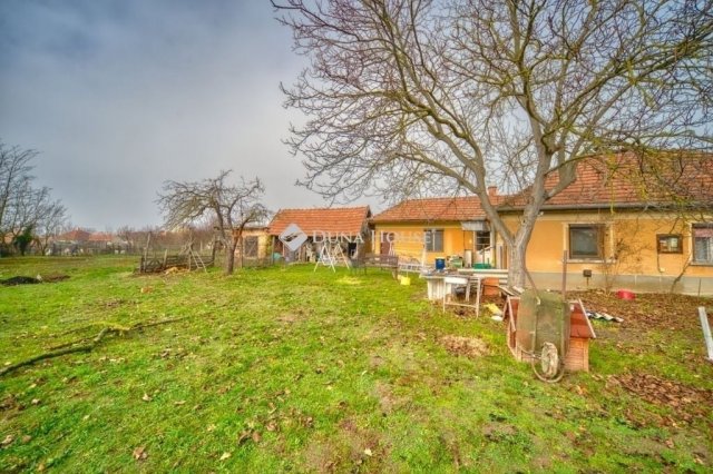 Eladó családi ház, Káván 34.5 M Ft, 2 szobás