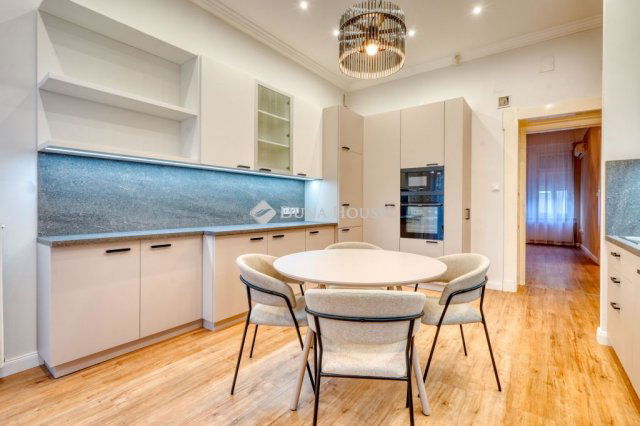 Eladó téglalakás, Budapesten, XIII. kerületben 188 M Ft