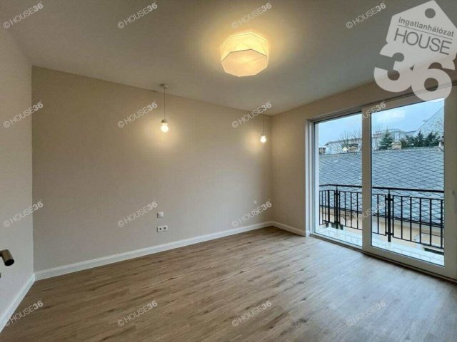 Eladó téglalakás, Kecskeméten 111.5 M Ft, 3 szobás