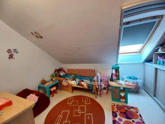 Eladó családi ház, Egerben 85.9 M Ft, 4 szobás