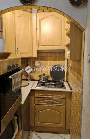 Eladó téglalakás, Vácon 89 M Ft, 4 szobás