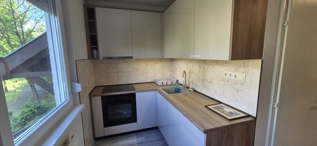 Eladó panellakás, Debrecenben, Derék utcában 74.99 M Ft