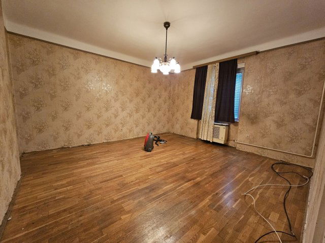 Eladó téglalakás, Debrecenben 37.5 M Ft, 1 szobás