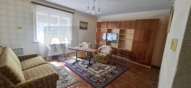 Eladó családi ház, Öttömösön 26.5 M Ft, 3 szobás