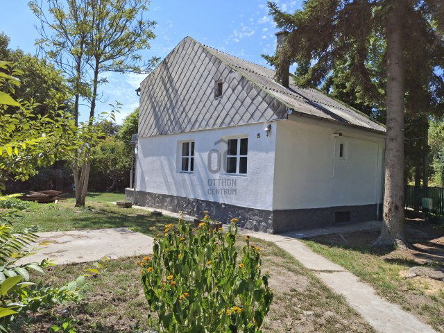 Eladó családi ház, Szigetmonostorban 65 M Ft, 4 szobás