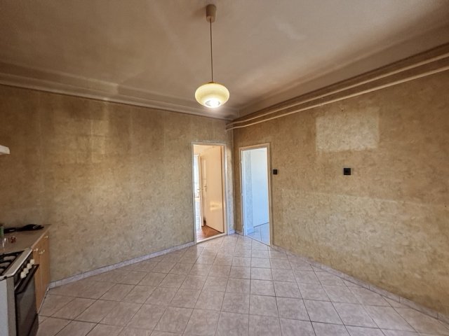 Eladó téglalakás, Polgáron 26.9 M Ft, 2 szobás