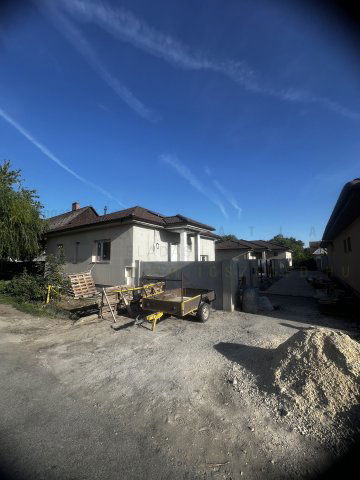 Eladó családi ház, Szegeden, Május 1. utcában 129 M Ft