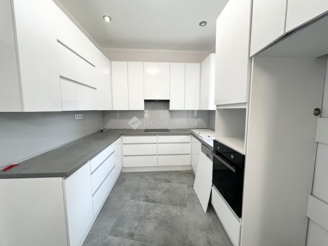 Eladó családi ház, Nyíregyházán 74.9 M Ft, 4 szobás